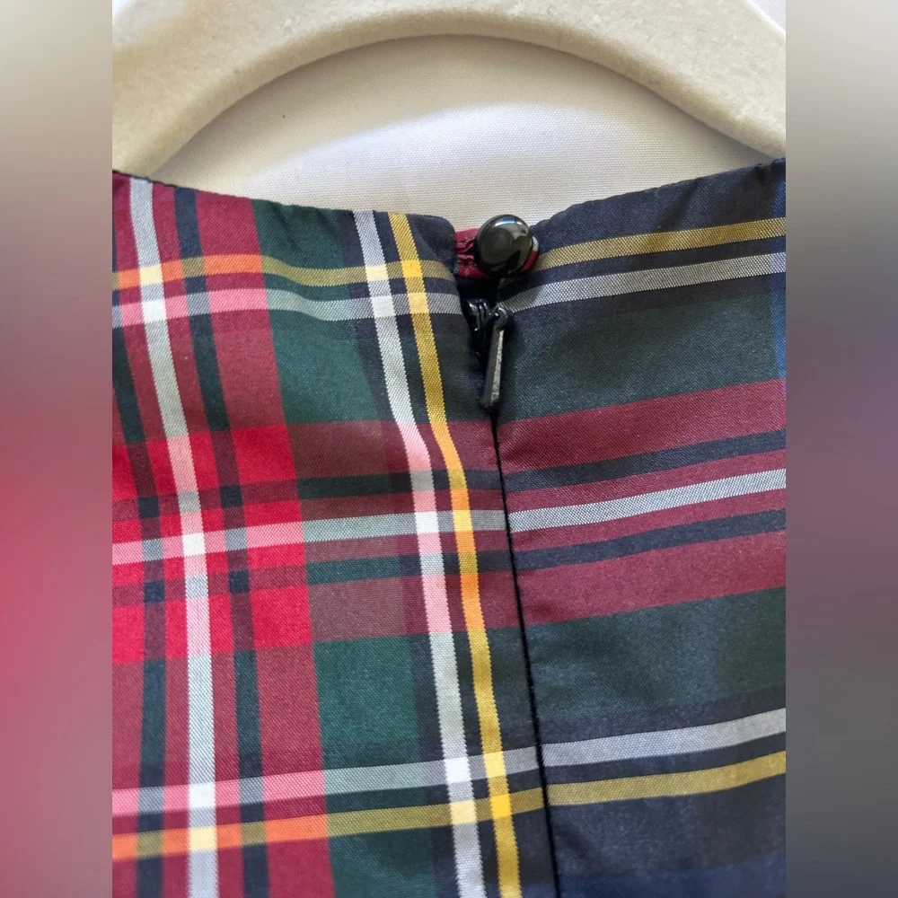 Gap Tartan Plaid Holiday Dress 12-18 mos. Short puff sleeve, bow waistband. Nice